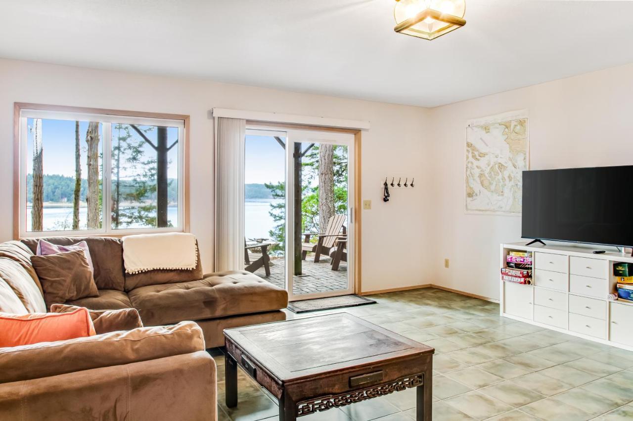 Snug Harbor Hideout Villa Islandale Ngoại thất bức ảnh